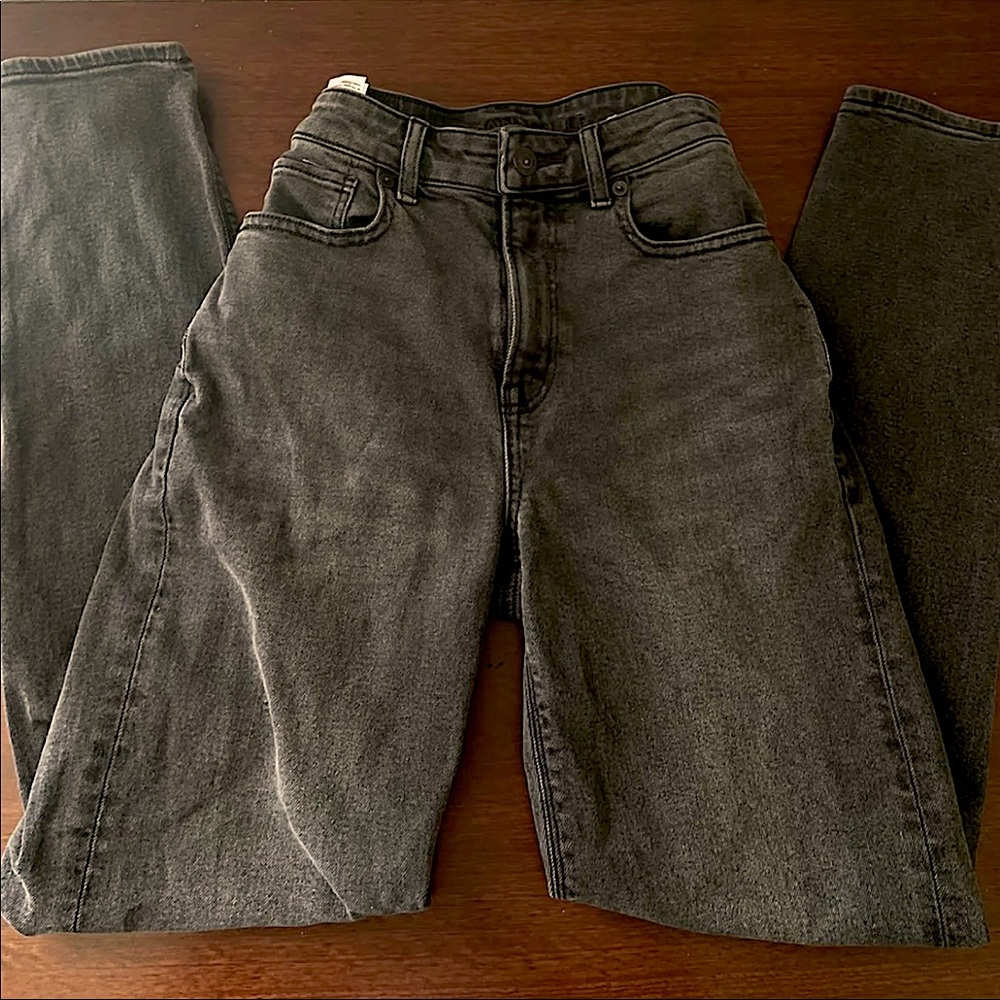 American Eagle Mom Jeans